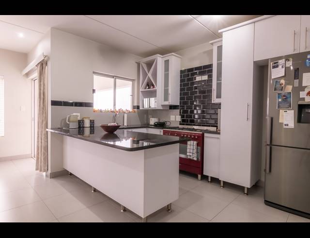 3 BEDROOM CLUSTER FOR SALE IN CRAIGAVON